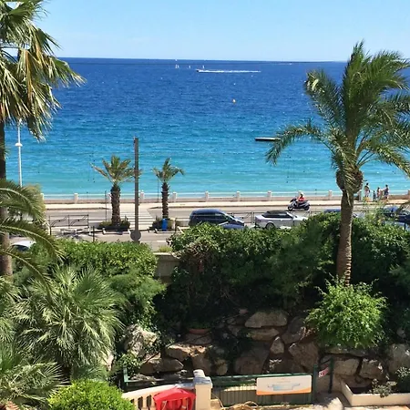 Cannes-2 Pieces, Vue